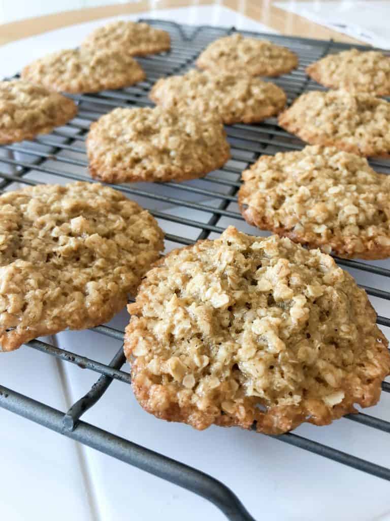 4 Ingredient 15 Minute Classic Oatmeal Cookies